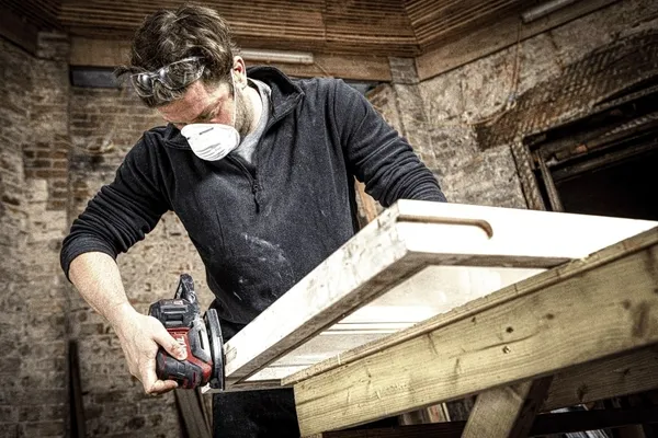 Шліфмашина вібраційна акумуляторна SKIL 3720 CC Compact безщіткова 20В акб 1х2.5А·год 151х102мм 0.7кг отзывы