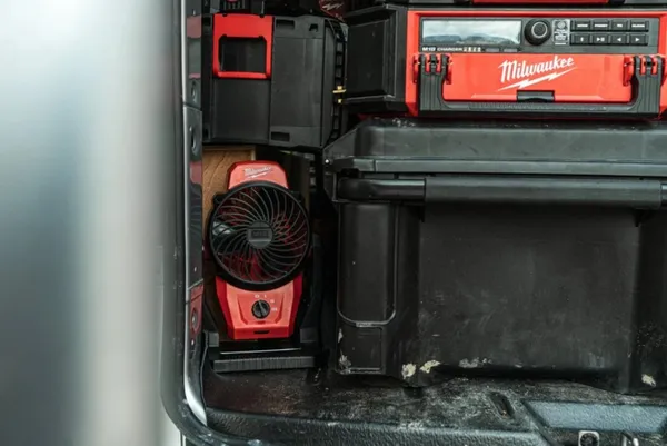 Вентилятор повітряний акумуляторний M12 AF-0 MILWAUKEE купить онлайн