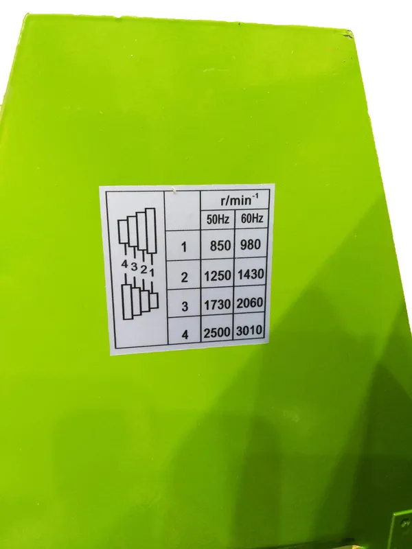 Токарный станок по дереву Procraft THM750 купить в Украине