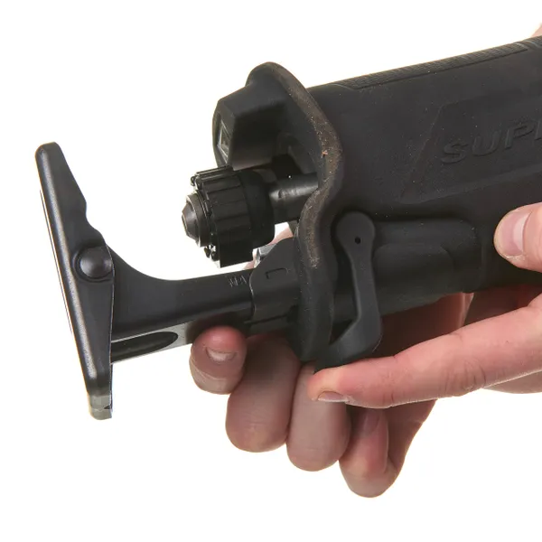 Купить Пила шабельна акумуляторна MILWAUKEE, M18 FSX-0C (кейс) со скидкой