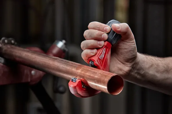 Труборез для медных труб MILWAUKEE цена в Украине