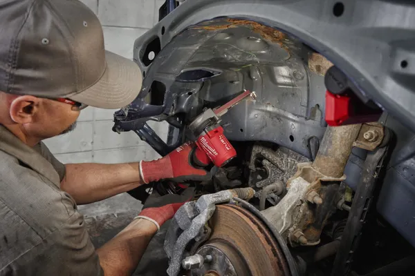 Стрічкова шліфувальна машина 10мм M12 FBFL10-0 MILWAUKEE цена в Украине