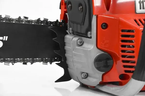 Купить Пилка бензиновая HECHT 950 со скидкой