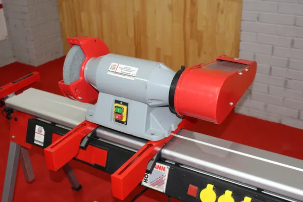 Точильно-шлифовальный станок Holzmann DSM 100200B заказать