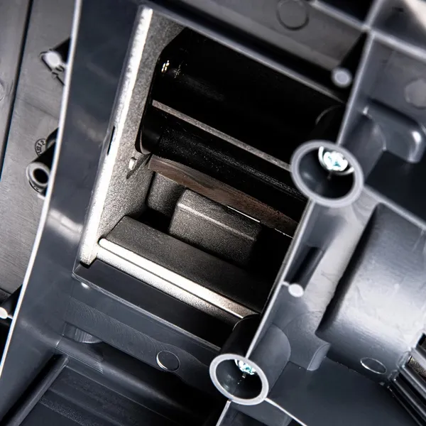 Замовити Подрібнювач садовий MS2800/45 KIT, 220В, 2800Вт, гілки до 45мм, фреза, контейнер 55л + подовжувач 10м 3*1,5 помаранч. з доставкою