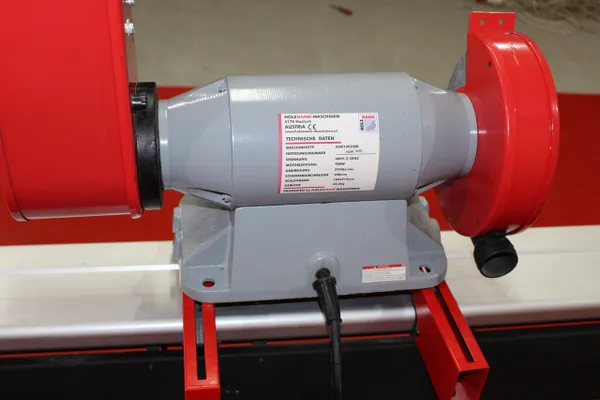 Купить Точильно-шлифовальный станок Holzmann DSM 100200B