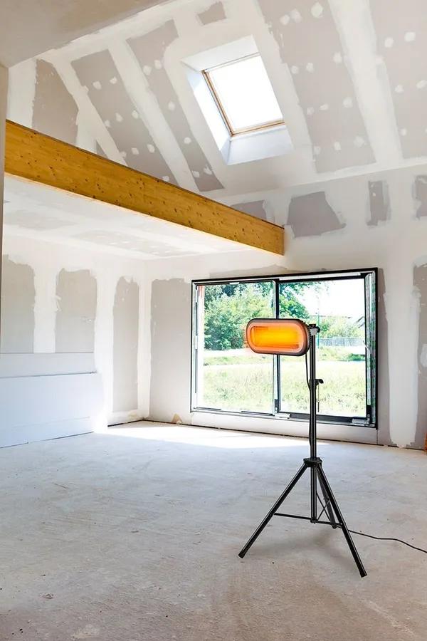 Обогреватель инфракрасный Neo Tools, 2000Вт, 24м кв, 11.5х46х19см, IP65 купить онлайн