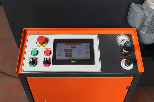 Купити Автоматична двоколонна стрічкова пилка DISPA MAKINA D-O 280 зі знижкою