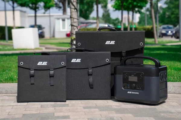 Портативная солнечная панель 2E, DC 60 Вт, USB-С 18 Вт, USB-A 24 Вт купить в Украине
