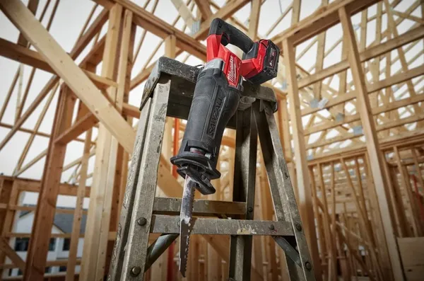 Заказать Пила шабельна акумуляторна MILWAUKEE, M18 ONEFSZ-0X (+ полотно, HD кейс) с доставкой