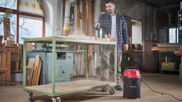 Пылесос профессиональный Einhell TC-VC 1820, 1250 Вт, пластик 20 л, 180 мбар, шланг 1.5 м, кабель 3 м, 3.6 кг купить онлайн