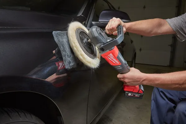 Машина полірувальна кутова акумуляторна MILWAUKEE M18 FAP180-0X, O диска 180мм, (+ полірувальна платформа, пилезахисний екран, D заказать