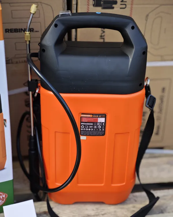 Опрыскиватель аккумуляторный 8 л, Li-Ion аккумулятор Rebiner RAS-8 [гарантия 36 месяцев] цена в Украине