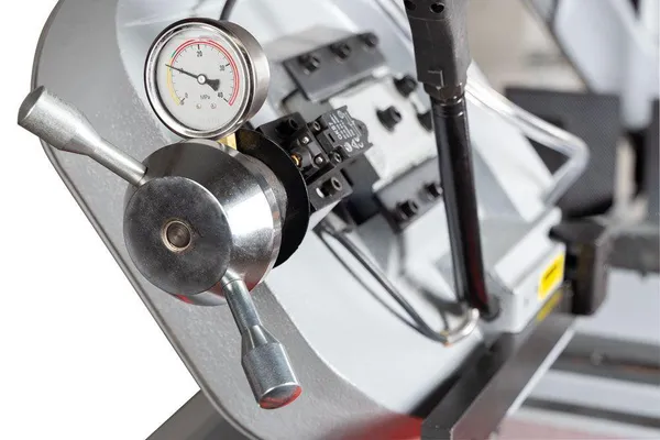 Стрічкова пила по металу Holzmann BS 370 TOP_400V ціна в Україні