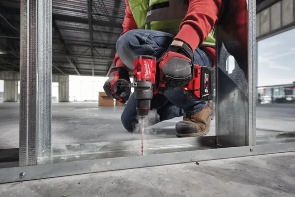 Дриль-шуруповерт акумуляторна безщіткова M18 FDD3-0 крут. мом. 158 Нм 4.GEN MILWAUKEE купити в Україні