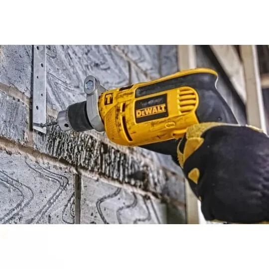 Заказать Дрель ударная DeWalt 701Вт 0-2800об·мин 5.2Нм 47600уд/мин патрон 13мм 1.6кг с доставкой