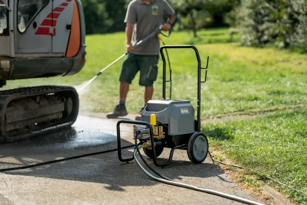 Апарат високого тиску Karcher HD 6/15-4 M Classic відгуки