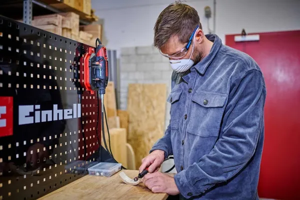 Шліфувально-гравірувальний пристрій Einhell TC-MT 150E 150Вт 10000-35000об/хв гнучкий вал, набір насадок 0.56кг замовити