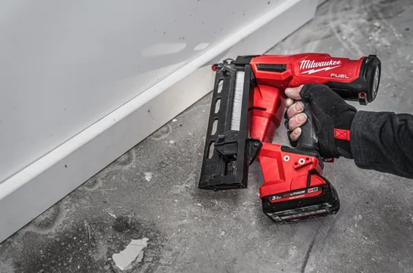 Заказать Пістолет цвяхозабивний акумуляторний безщітковий M18 FN16GA-0X с доставкой