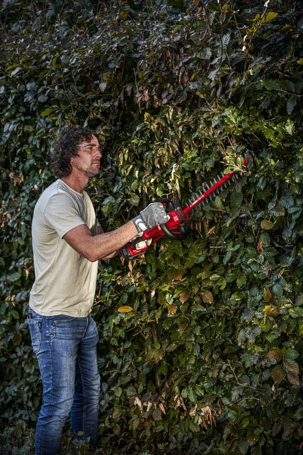 Кущоріз акумуляторний SKIL 0438 CA безщітковий 20В акб 1х2.5А·год 45см крок різу 20мм 1.9кг отзывы