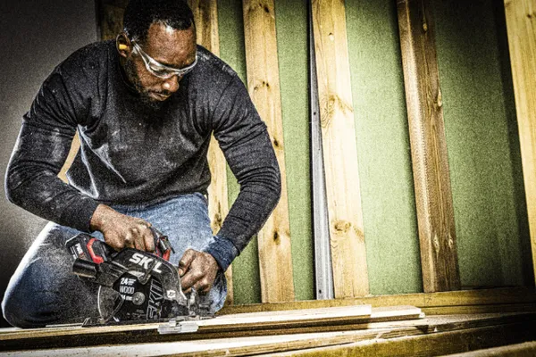 Купить Пила дисковая аккумуляторная SKIL 3571 CA XP безщіткова 20В 1х5А·час 184мм 2.95кг со скидкой