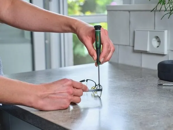 Купить Отвертка прецизионная Bosch набор 13шт, SL, PH, TX, HEX, сталь CrV