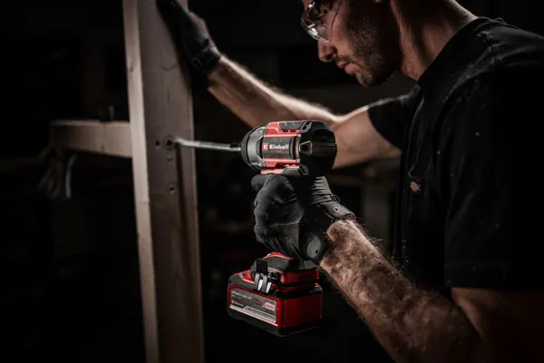 Гайковерт аккумуляторный ударный Einhell Professional TP-CW 18/750-C Li BL - Solo 18В бесщеточный 750Нм 0-2200об/мин 1.78кг без АКБ и ЗП купить в Украине