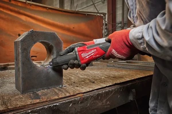 Акумуляторна пряма шліфувальна машина M18 FDGROVB-0X MILWAUKEE (HDкейс) цена в Украине