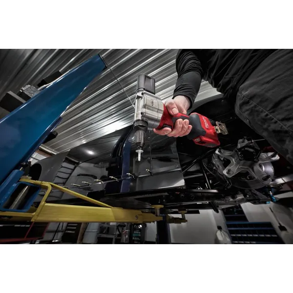 Купить Заклепочник акумуляторний MILWAUKEE M12 BPRT-0, закл. 2,4-4,8мм (+4 накінеч.)