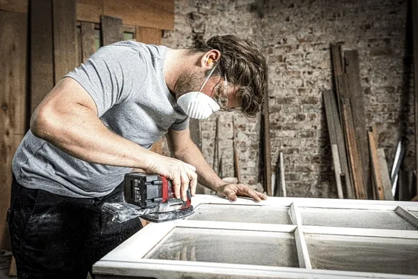 Купить Шліфмашина вібраційна акумуляторна SKIL 3720 CC Compact безщіткова 20В акб 1х2.5А·год 151х102мм 0.7кг