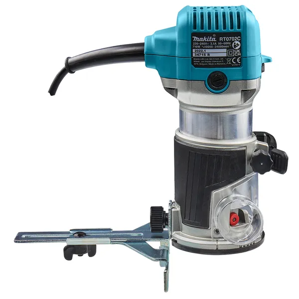 Заказать Фрезер Makita RT0702CX2, 710ВТ, цанга 6/8мм, 10000-34000об/мин, 1.8кг с доставкой