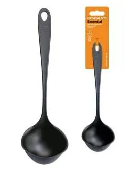 Ополоник Fiskars Essential, 28см, пластик, чорний