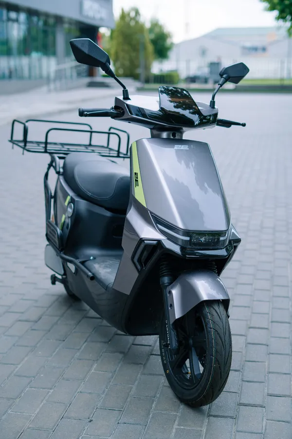 Электроскутер 2E S70, серый в наличии