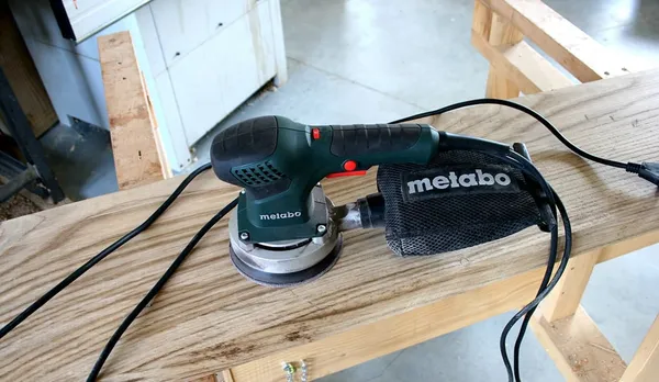 Шліфмашина ексцентрикова Metabo SXE 3150 310Вт 150мм 4000-12000об·хв 1.6кг замовити