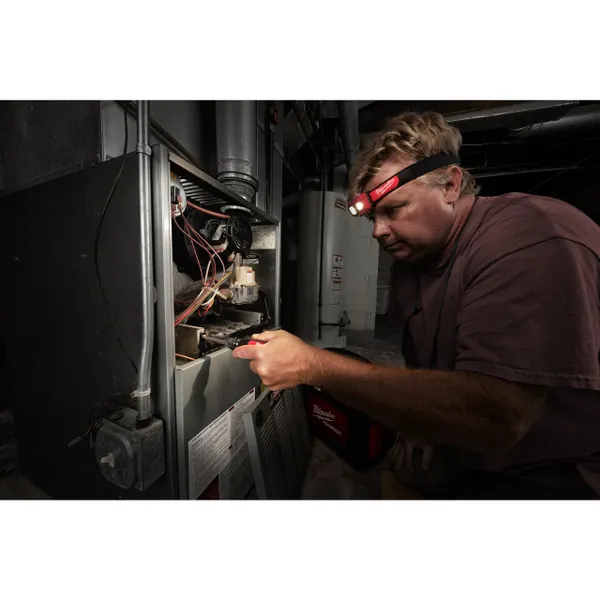 Ліхтар світлодіодний налобний MILWAUKEE, HL-SF, на елементах живлення AAA ціна в Україні