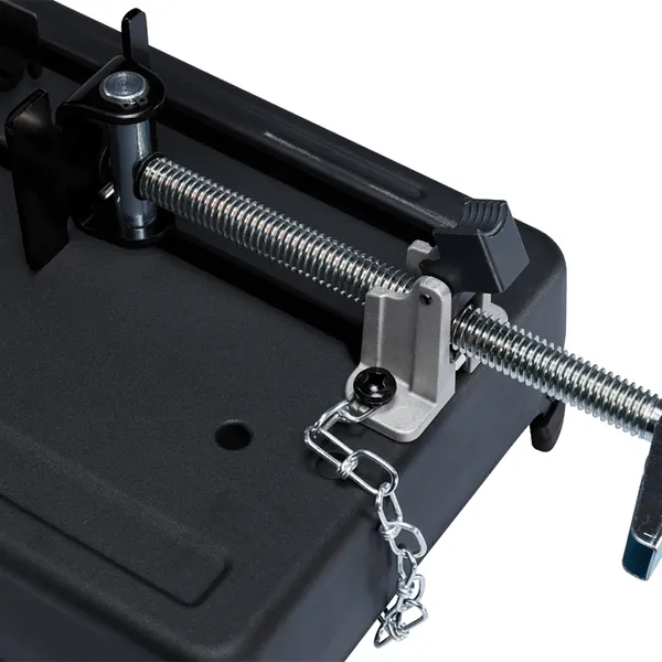 Монтажна пила Makita M2402B в наявності