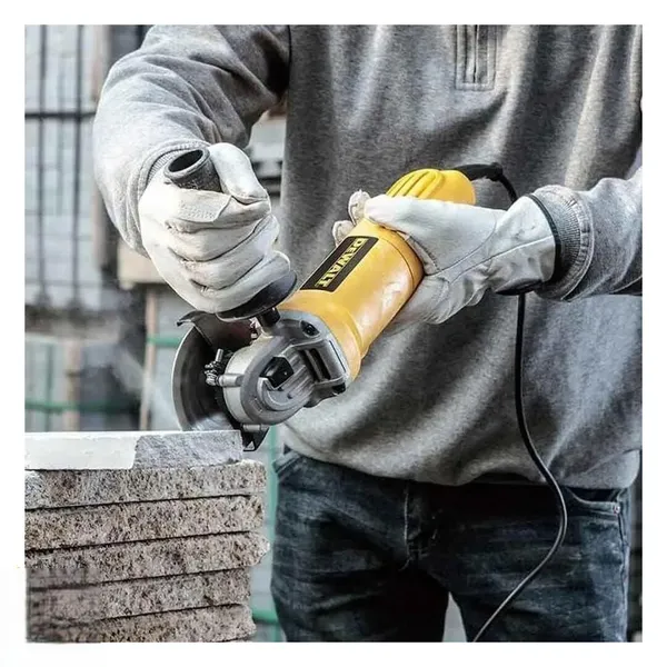 Купить Шлифмашина угловая DeWalt 950Вт 125мм 12000об/мин 1.8кг