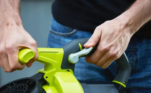 Купити Повітродув-пилосос Ryobi MaxPower RBV36B (без АКБ і ЗП)