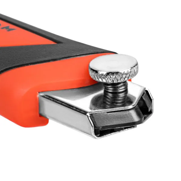 Пассатижи Dnipro-M ULTRA 185 мм + Отвертка с насадками 6 в 1 + Нож сегментный К-18 18 мм + Слесарный молоток Ultra 200 г + Ящик Profi Box 20" с доставкой