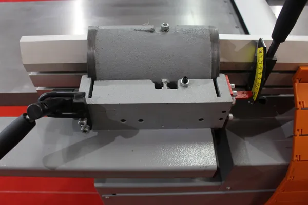 Купить Фуговально-рейсмусовый станок Stomana FS 41N со скидкой