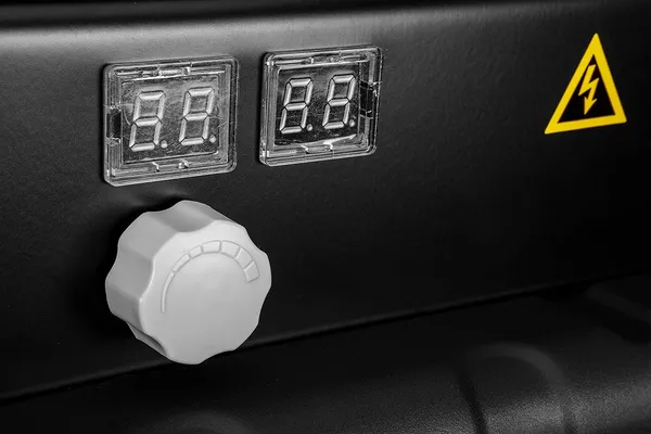 Тепловая пушка дизельная Neo Tools, прямого нагрева, 20кВт, 200м2, 600м3/ч, колеса, черный, 21.30кг в наличии