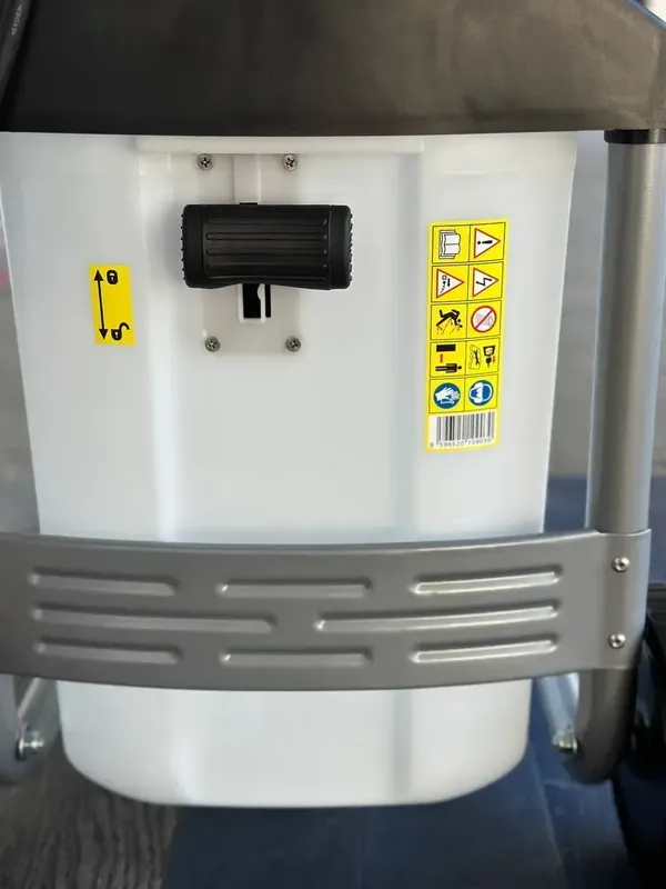 Садовый измельчитель веток HECHT 6300 XL SILENT в наличии