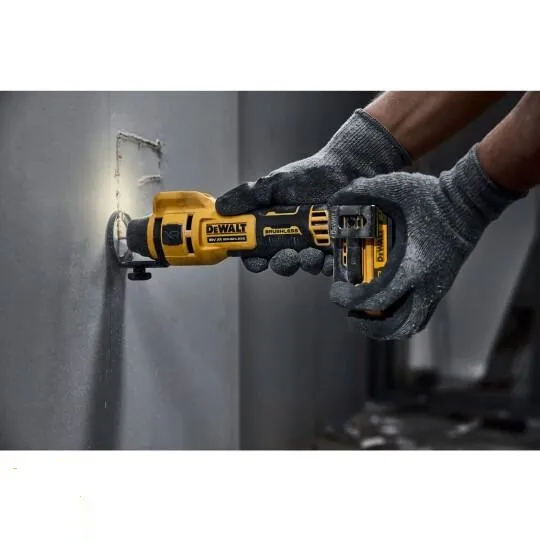 Купить Фрезер аккумуляторный DeWalt 18В XR Li-Ion 26000об·мин цанга 3.2-6.4мм 0.79кг без АКБ и ЗП со скидкой