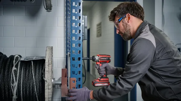 Винтоверт аккумуляторный ударный Einhell TP-CI 18/220 Li BL - Solo, PXC, 18В, бесщеточный, 220 Нм, 2900 об/мин, 1.16 кг (без АКБ и ЗУ) заказать