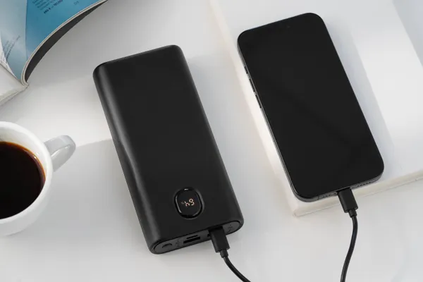 Купити Акумулятор портативний літій-іонний 2E Power bank 20000 мА·год, 45 Вт, PD, QC, чорний зі знижкою