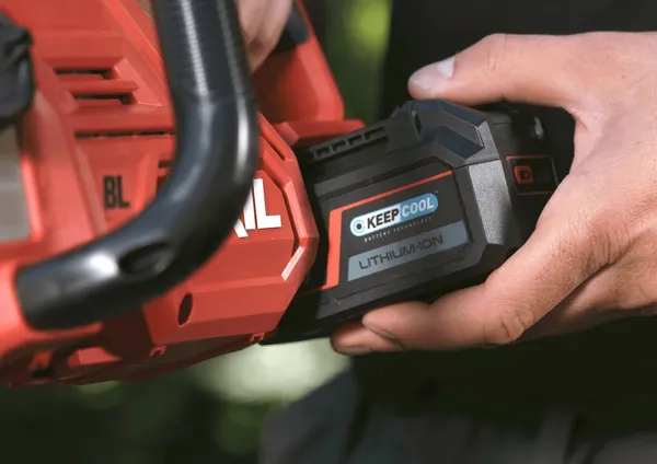 Купить Пила ланцюгова акумуляторна SKIL 0534 CA безщіткова 20В акб 1х4А·год ЗП 30см 3.2кг со скидкой