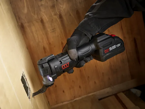 Багатофункціональний інструмент (реноватор) DOM-101 +акум.5Аг-2шт, зарядний пристрій, кейс купити в Україні