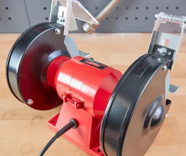 Настільний шліфувальний верстат Hecht 1722 замовити