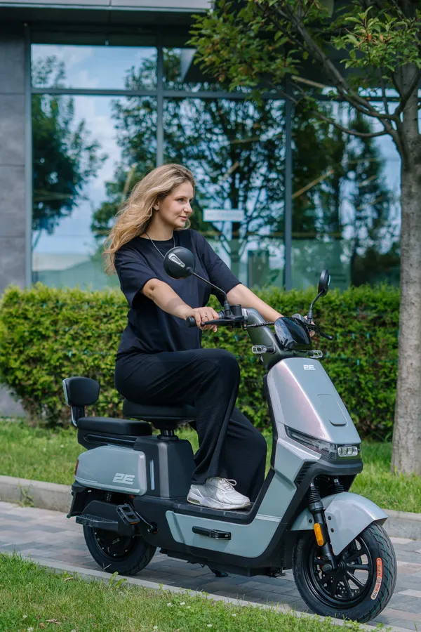 Электроскутер 2E FY70, серый