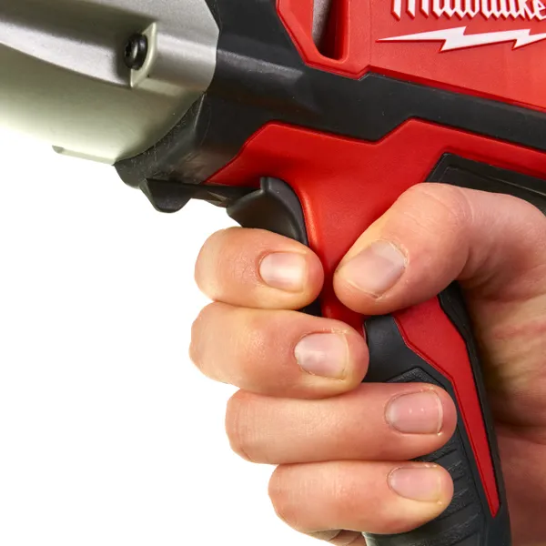 Гайкокрут MILWAUKEE, 1/2" IPWE 400 R, 725Вт, 400Нм купить в Украине